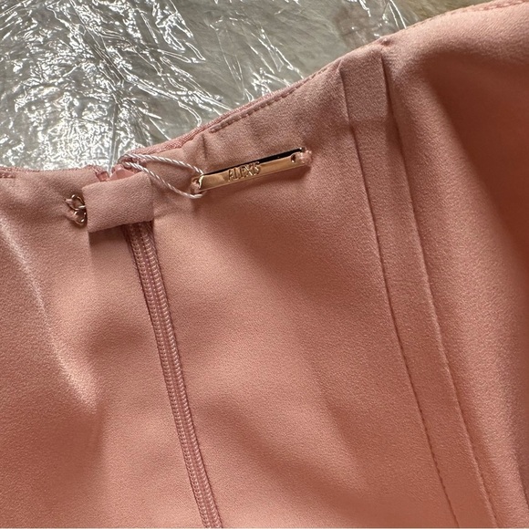 Alexis Sunniva Dress Pink Medium - Picture 8 of 8